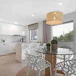 Apulia Apartment شقة